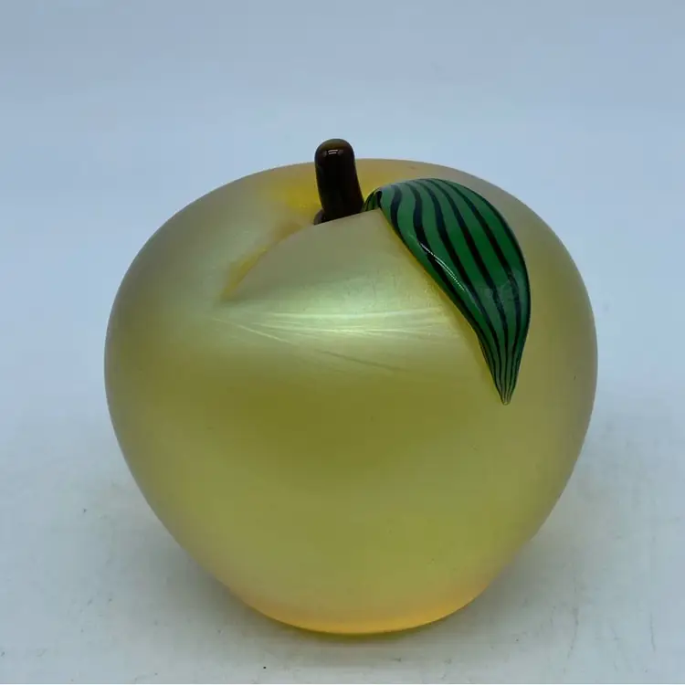#0023  Hand-blown Orient and Flume art glass apple paperweight Golden Iridescent Signed And Numbered WO423M8