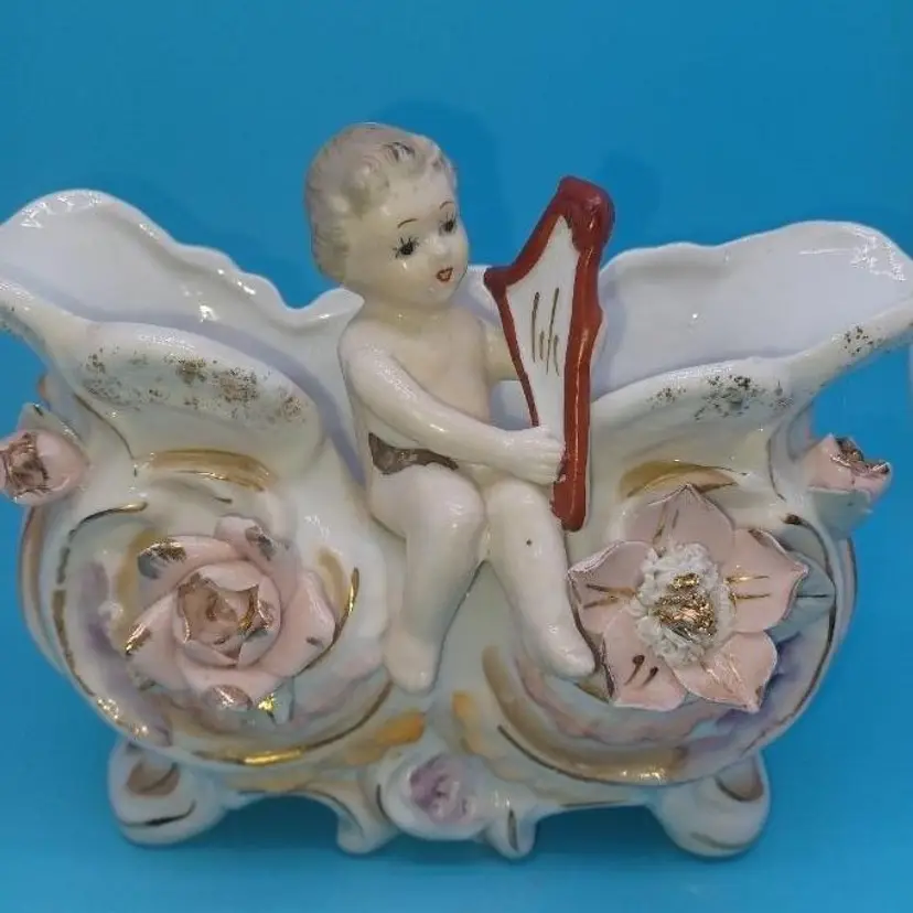 Vintage Wales Cherub with Harp Dresden Capodimonte style planter