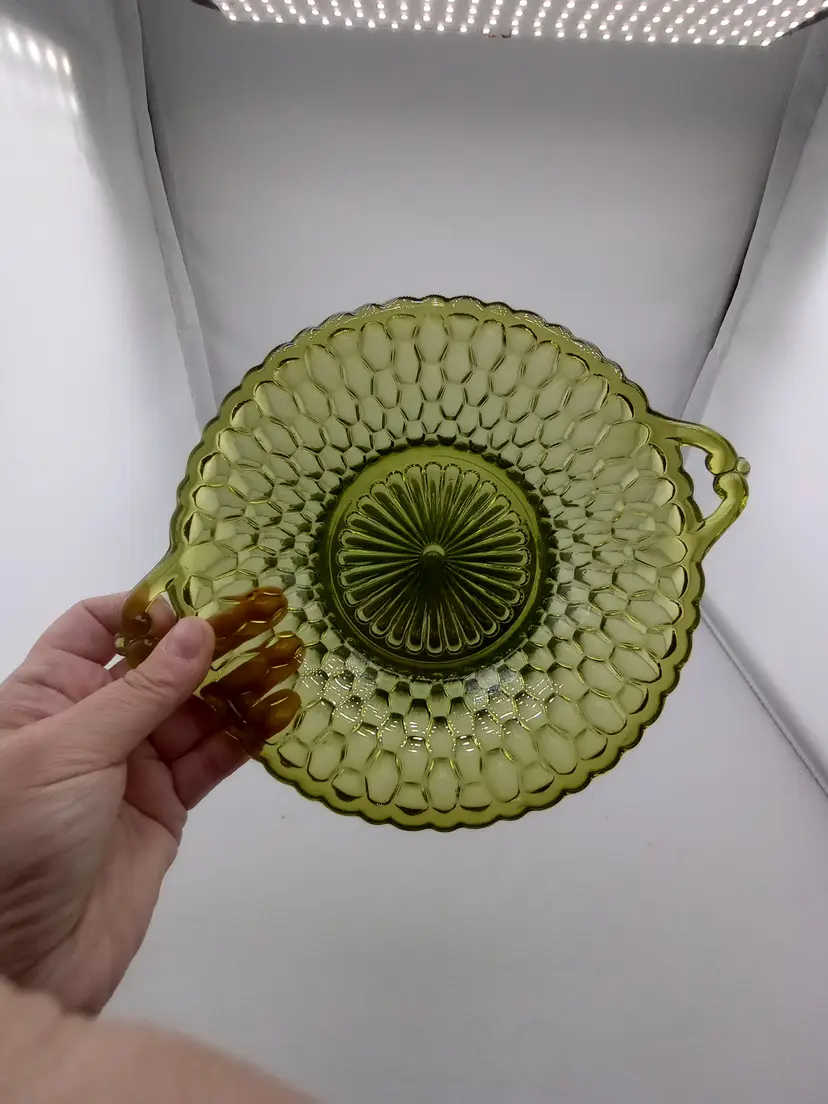 Set of 8 Indiana Glass honeycomb dishes with handles