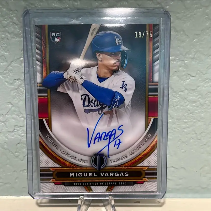 Miguel Vargas 2023 Topps Tribute Auto /75 Los Angeles Dodgers