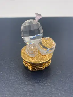 Swarovski Cactus Gold Base 1.5”