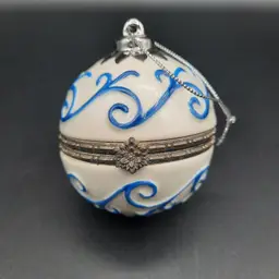 Vintage Christmas Bulb Ornament Hinged Trinket Box Blue & White Scroll