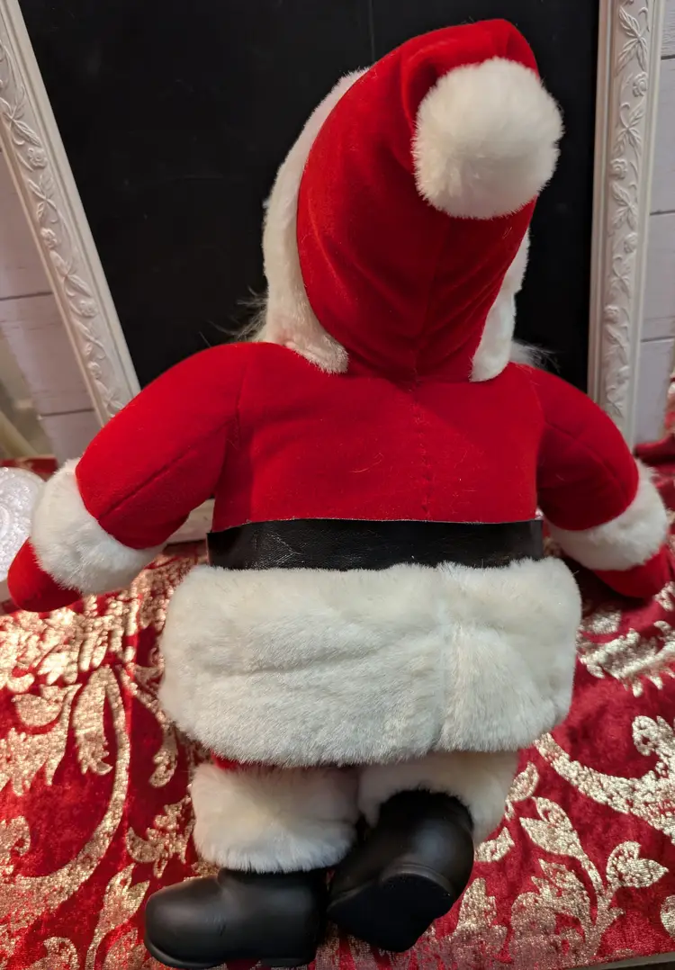 Vintage 1980's Maas Brothers Santa Claus Plush