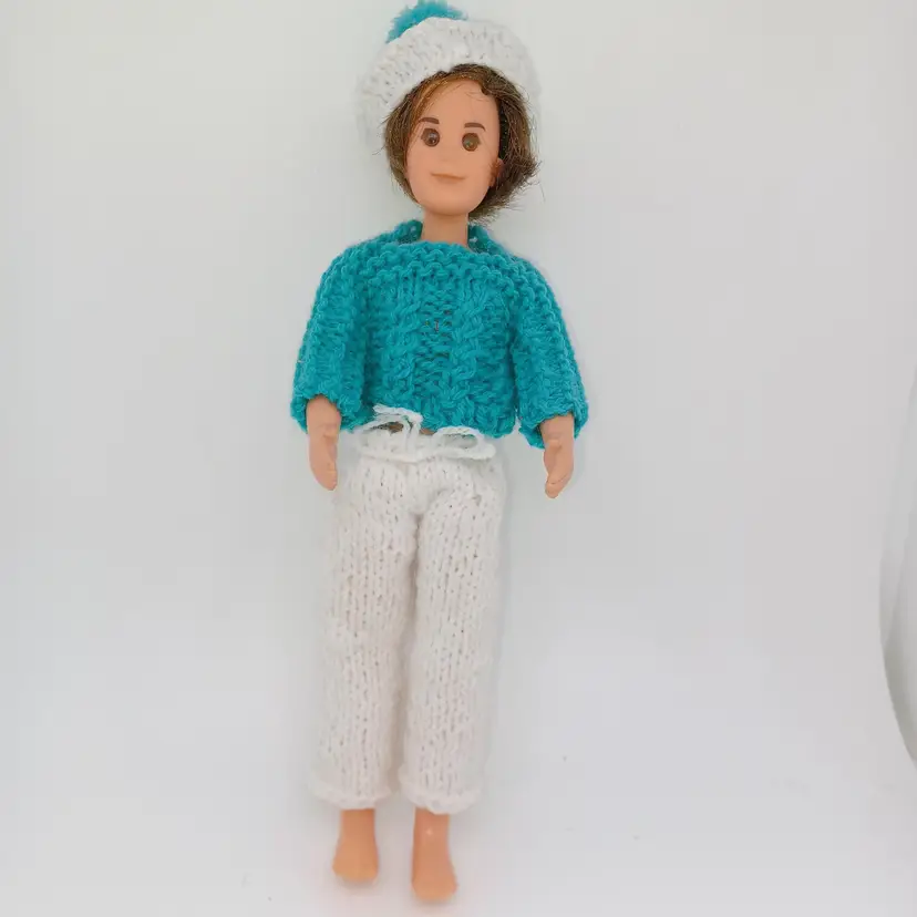 Vintage 1979 Mattel Sunshine family Dad Steve in hand knit outfit