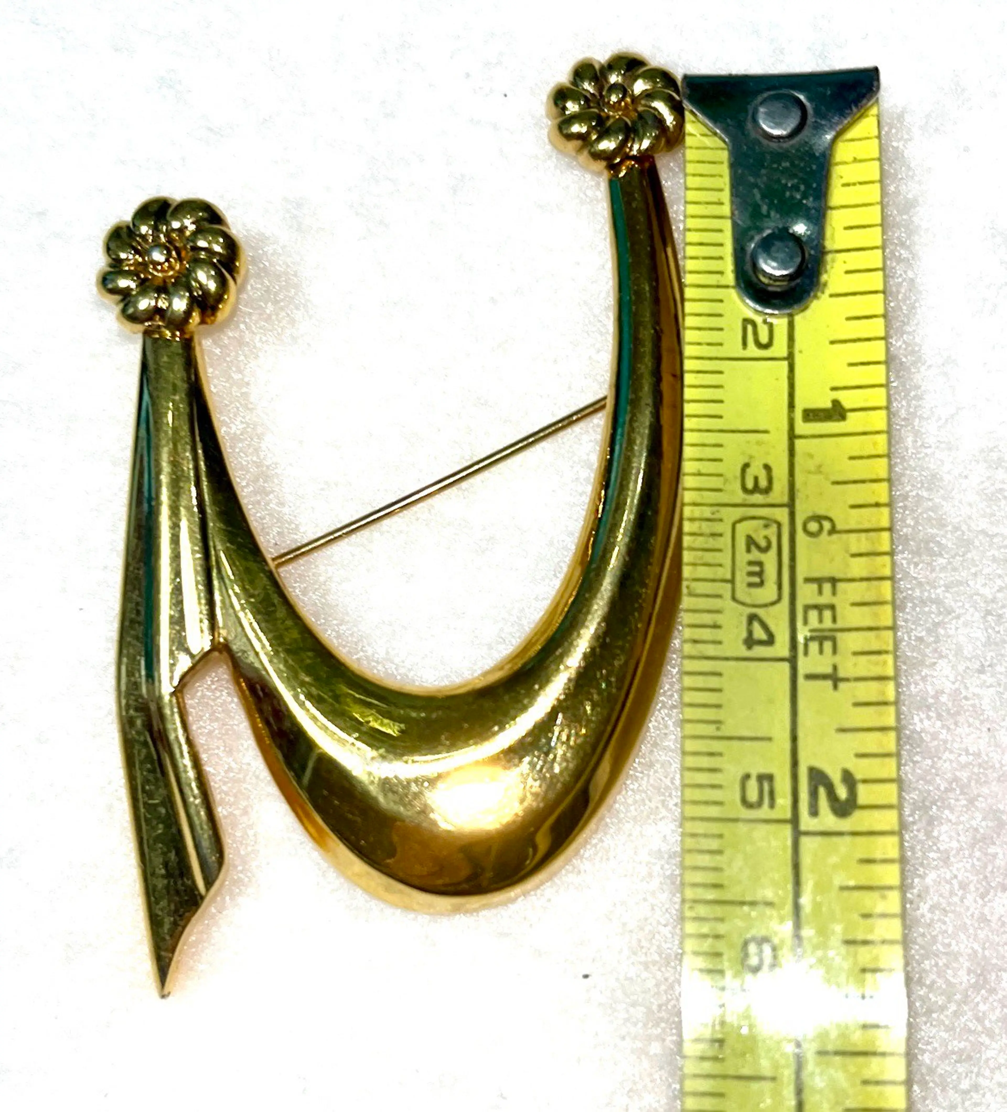 Image 4 of 4