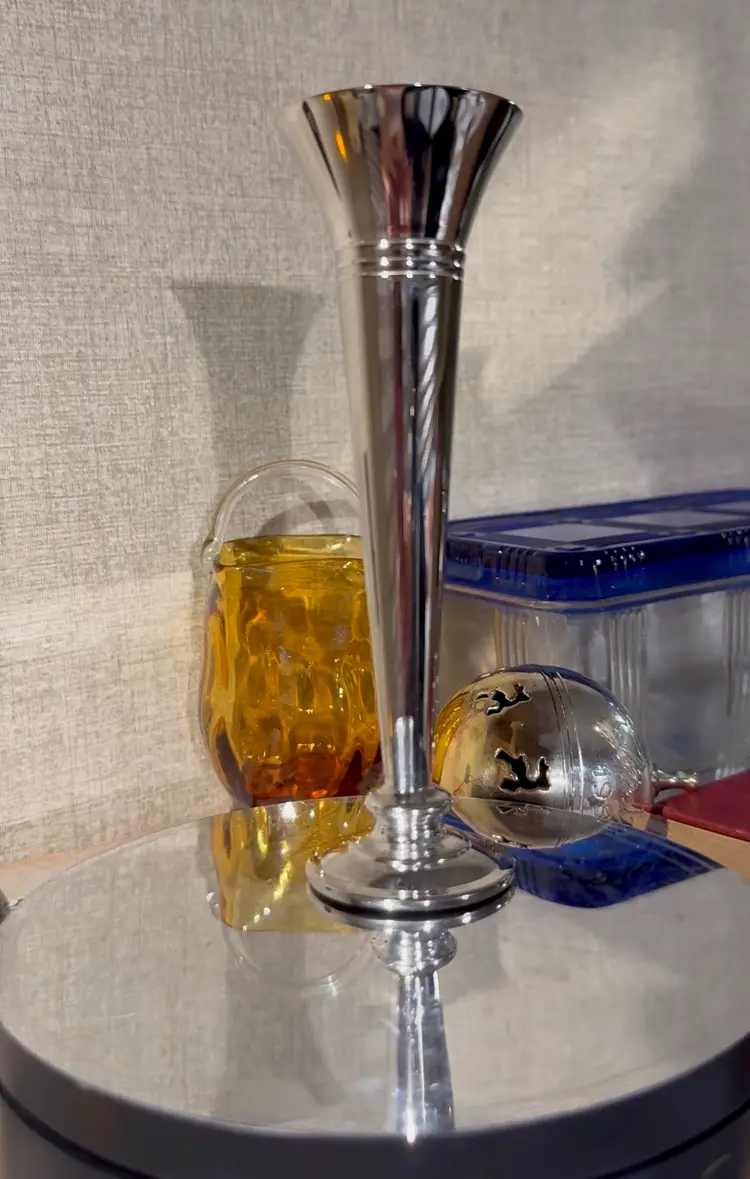 #03 ~ 6” Silver Tone Bud Vase ~ No Damage ~ No Markings