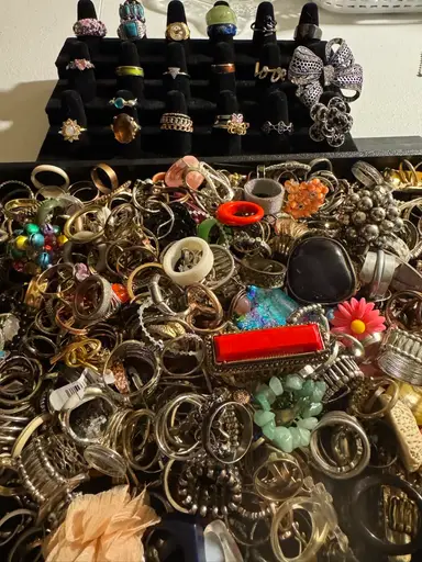 Jewelry Fun! Rings Necklaces & Bracelets💖💖💖