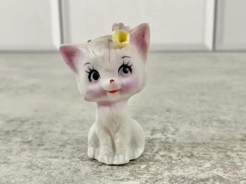 Vintage Porcelain Miniature Cat Figurine
