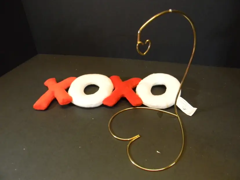 Valentines Day Assortment of Heart shaped Holder and xoxo sign