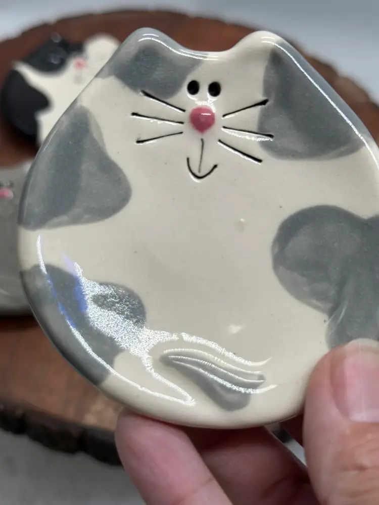 August Ceramics Tea Bag Dishes Cats Kittens Set Of 2 Feline