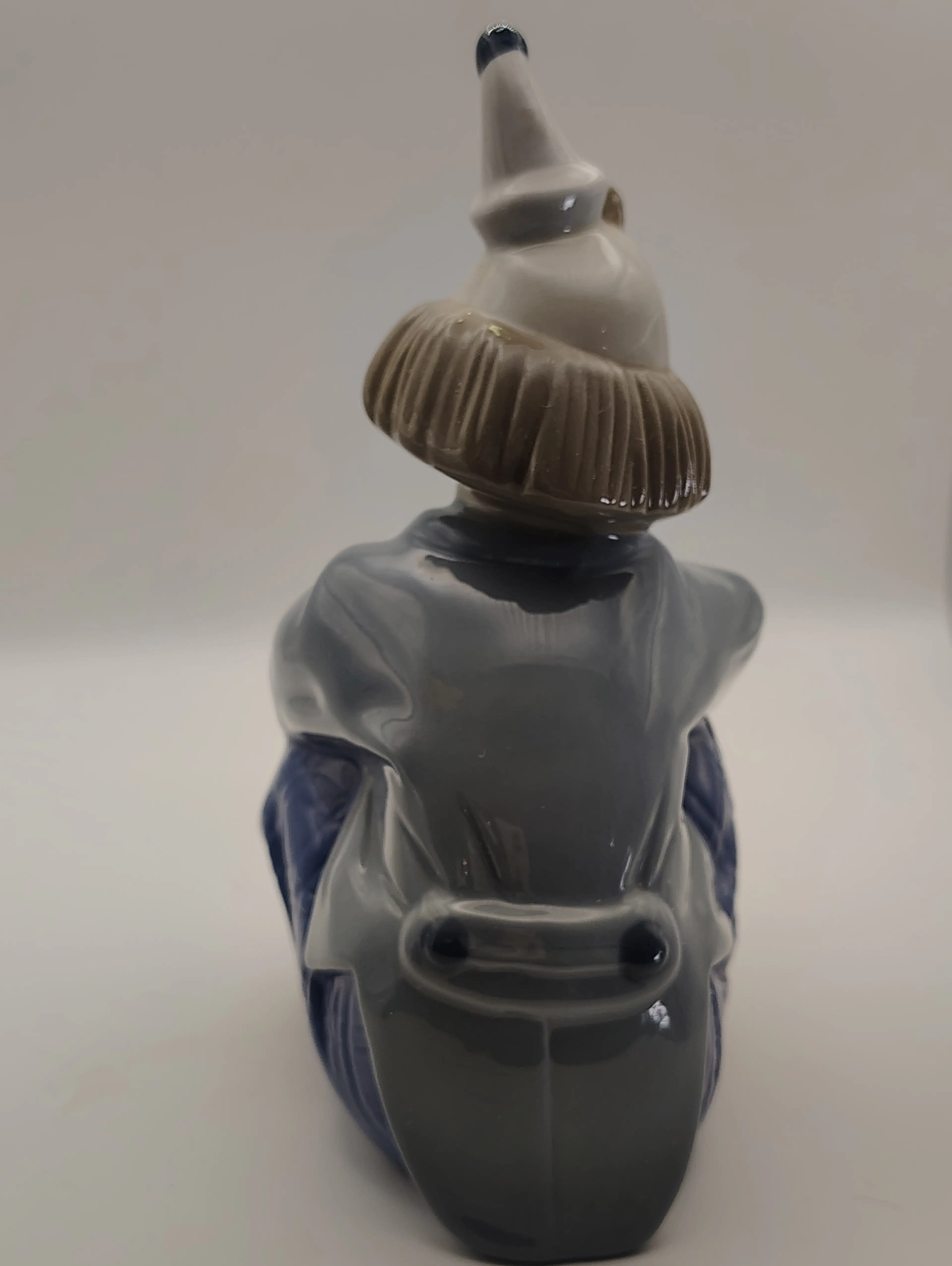 Image 4 of 7