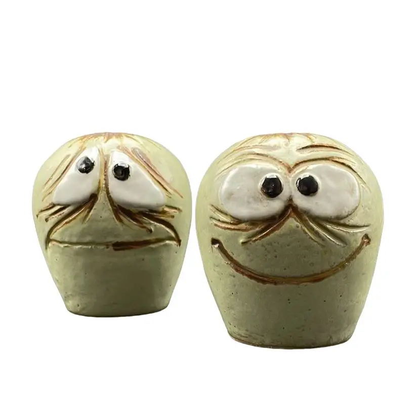 Art Pottery 3D Large Eyes Monster Funny Faces Salt Pepper Shakers Kitchenware