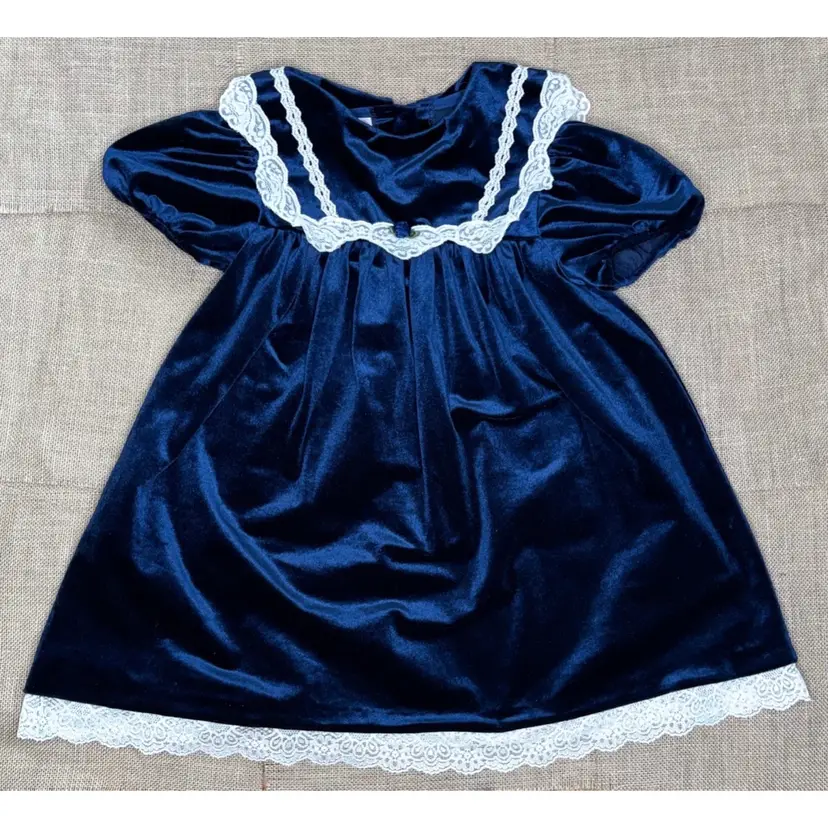 Vintage Navy Blue Velvet Dress Girls Sz 6X Sailor Collar Lace Trim Grandmacore