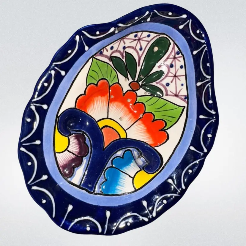 Mexican Pottery Signed 3 Legged Soap Dish