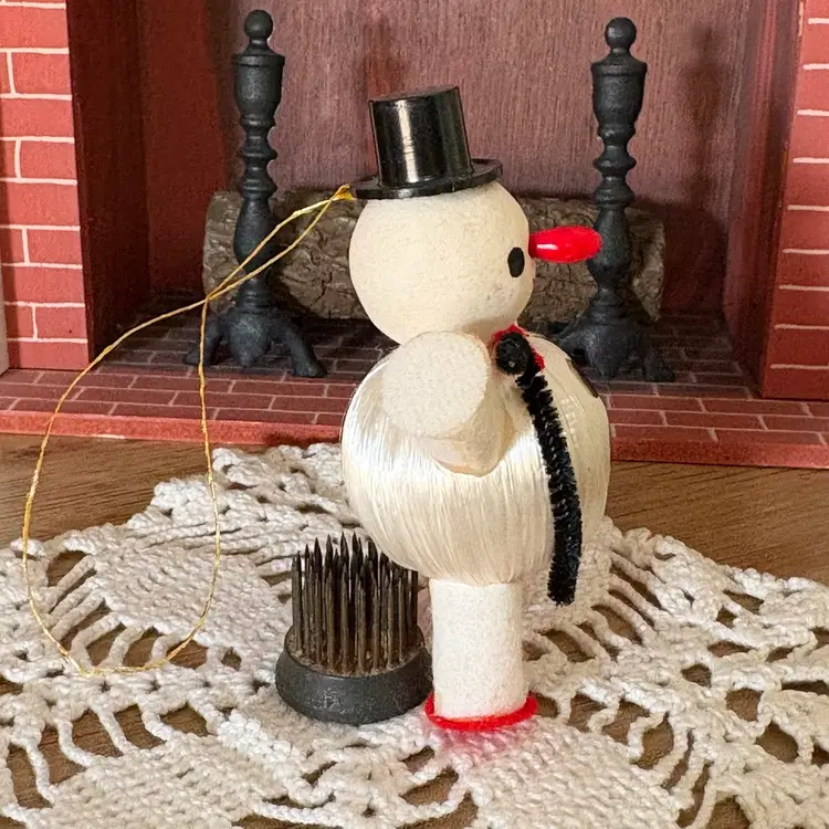 Vintage Christmas Snowman Spun Cotton Head Top Hat Ornament