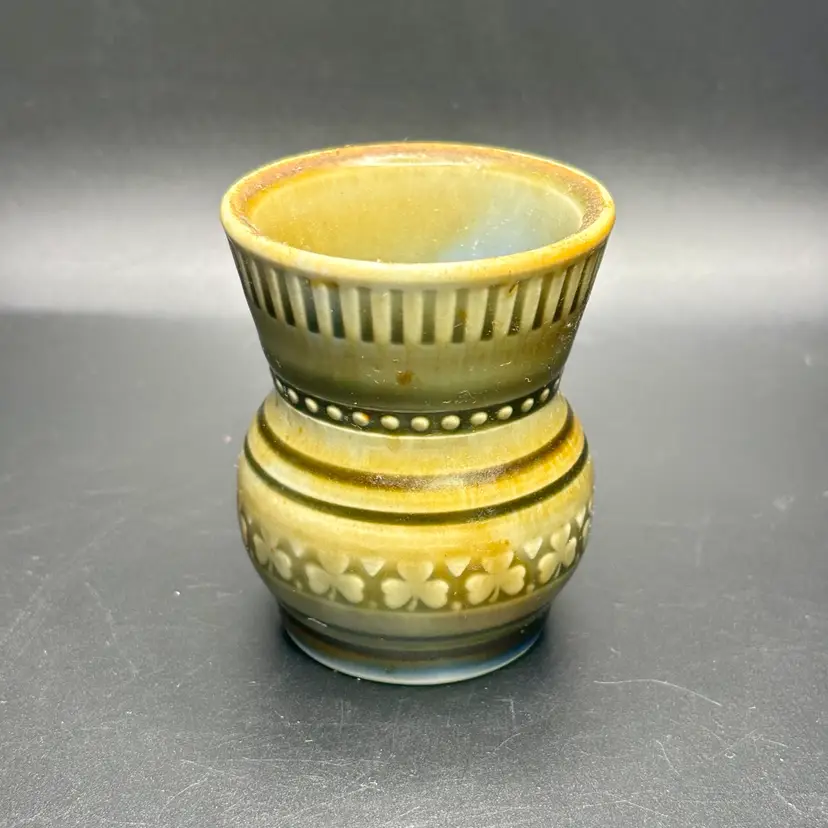 Wade Ireland Porcelain Toothpick Holder Shamrocks And Clovers