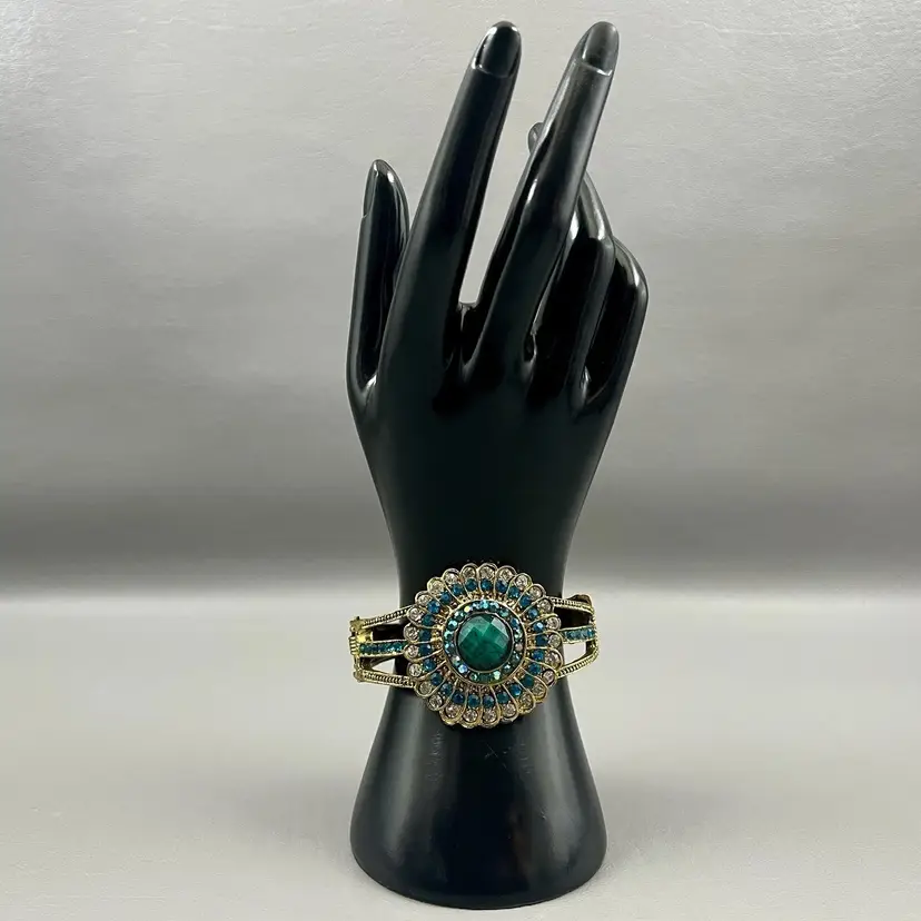 Statement Turquoise Blue Rhinestones Hinged Bangle Bracelet Art Deco Gold Tone 3" Round