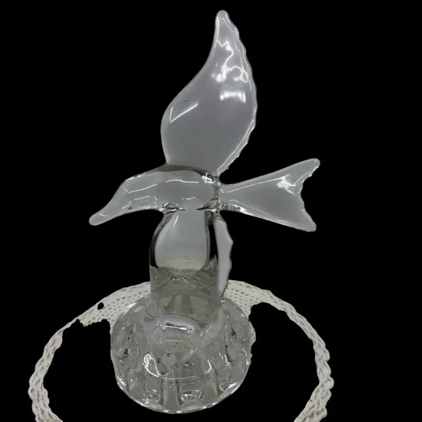 Vintage Cambridge Glass Company clear glass seagull flower frog. Glows Green!