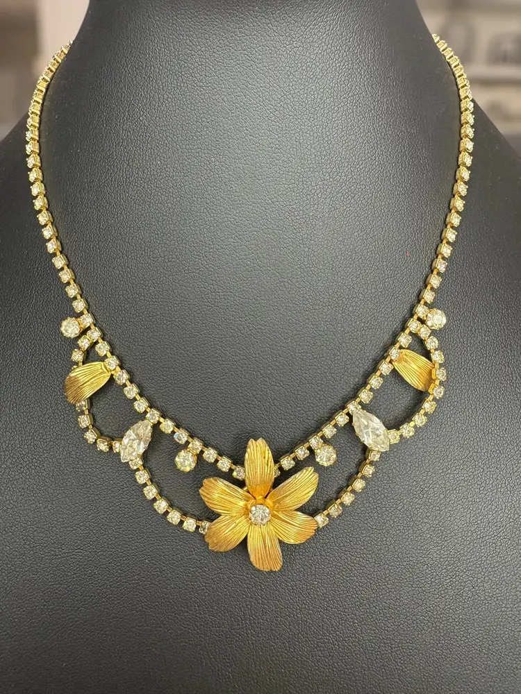 21. Vintage Floral and Rhinestone Necklace Set