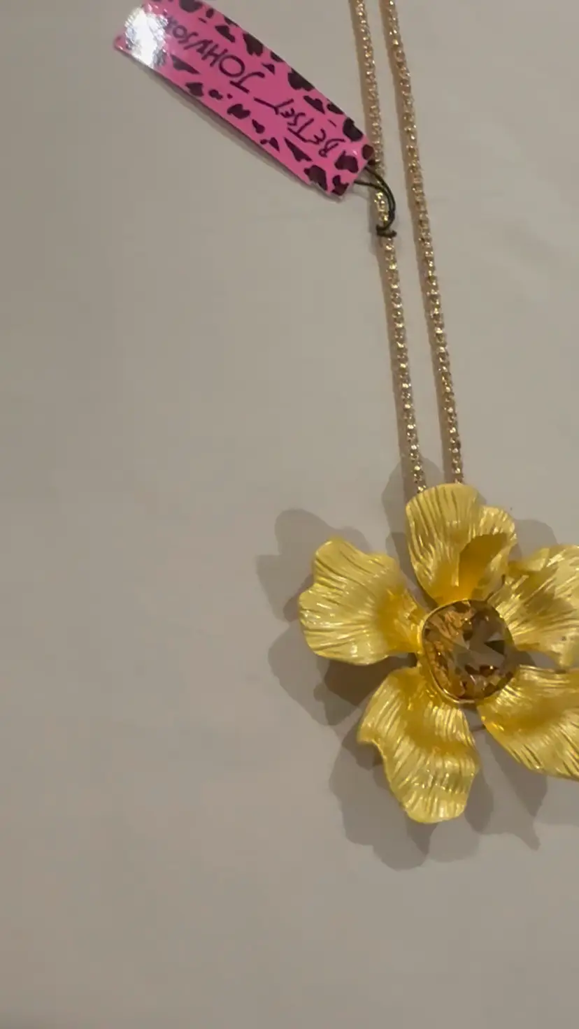 Betsy Johnson Gold Flower Long Necklace Or Brooch 2 Way Wear
