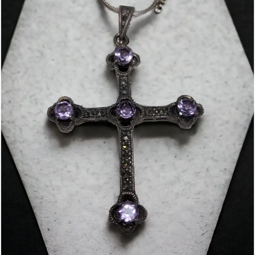 VTG Violet Topaz & Marcasite Bottony Cross 2.5" Pendant 925 Italy 18" Necklace