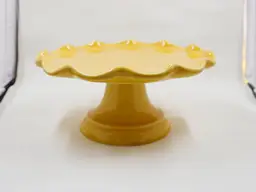 Maoliche Jessica  Italian Ceramic Pedestal Dish, Yellow