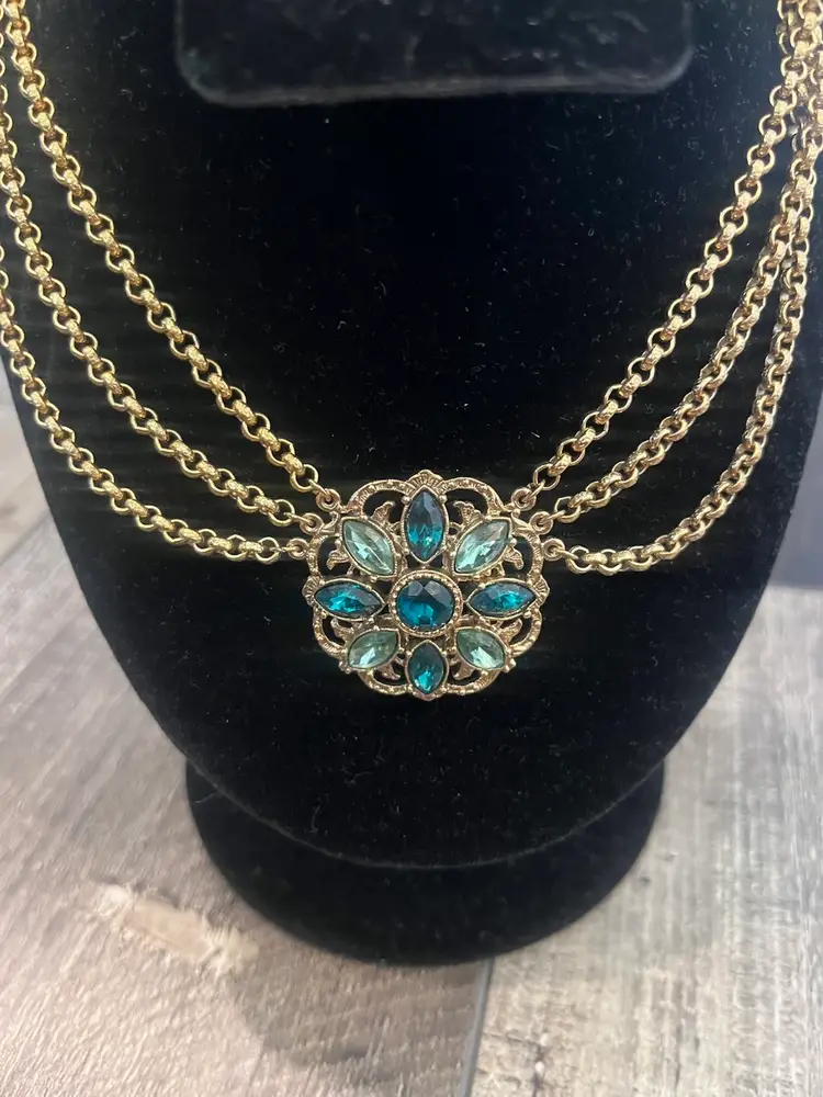 Vintage Green Rhinestone Gold Tone Necklace
