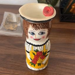 Lady Vase