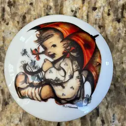 Umbrella Girl Trinket Box