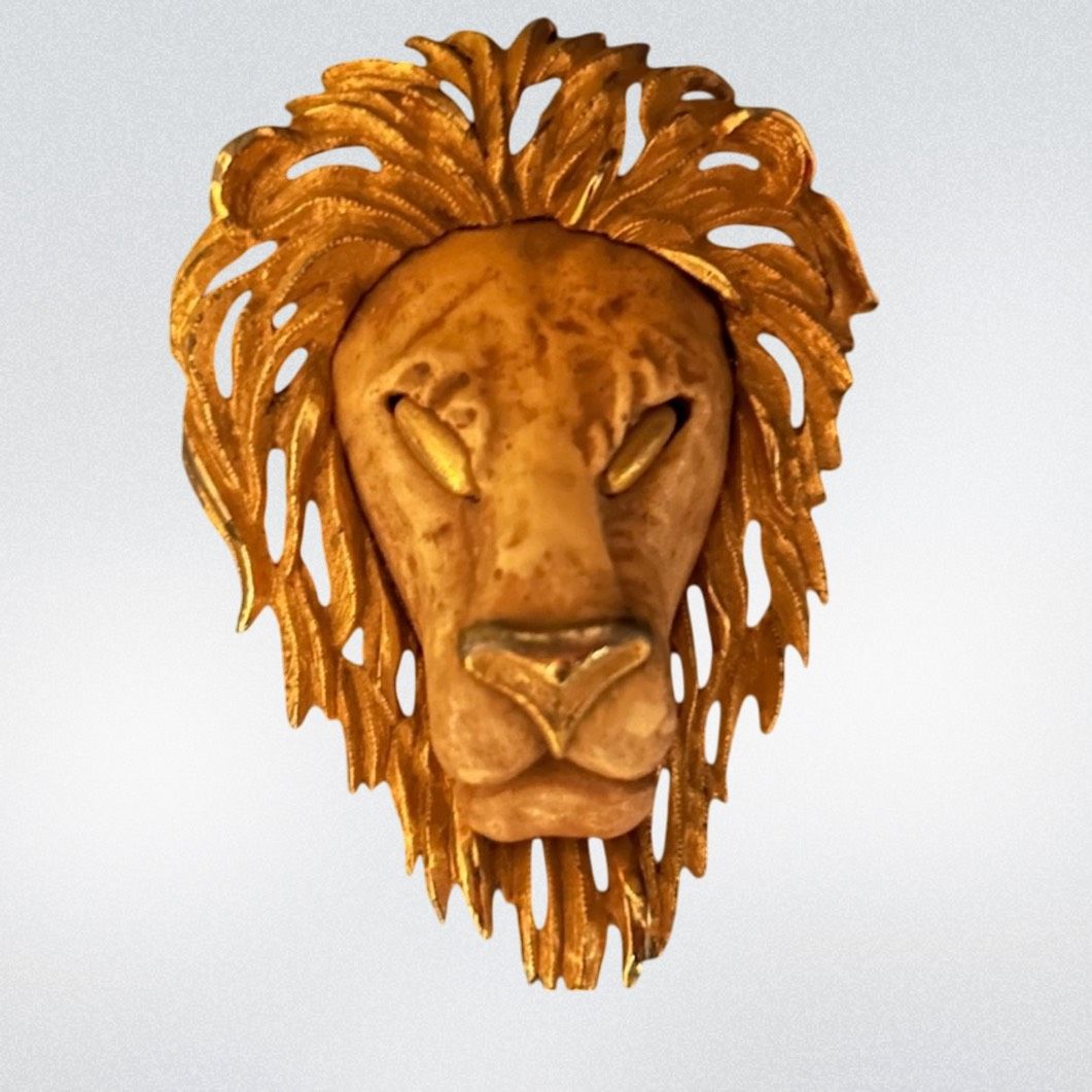 Lionctoy lionchen 蝿王 Niknax · Vintage 1970s Luca Razza Lion Broach Statement Piece Zodiac