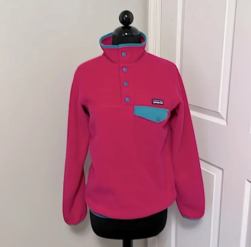 Patagonia Synchilla women’s fleece, long sleeve, bright pink/turquoise, snap closure, XS
