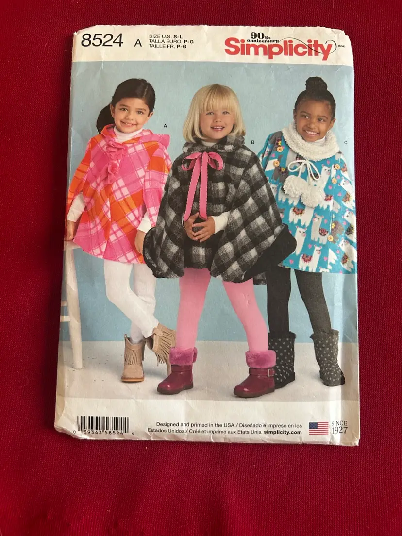 Simplicity Pattern 8524 Child’s Poncho Uncut FF