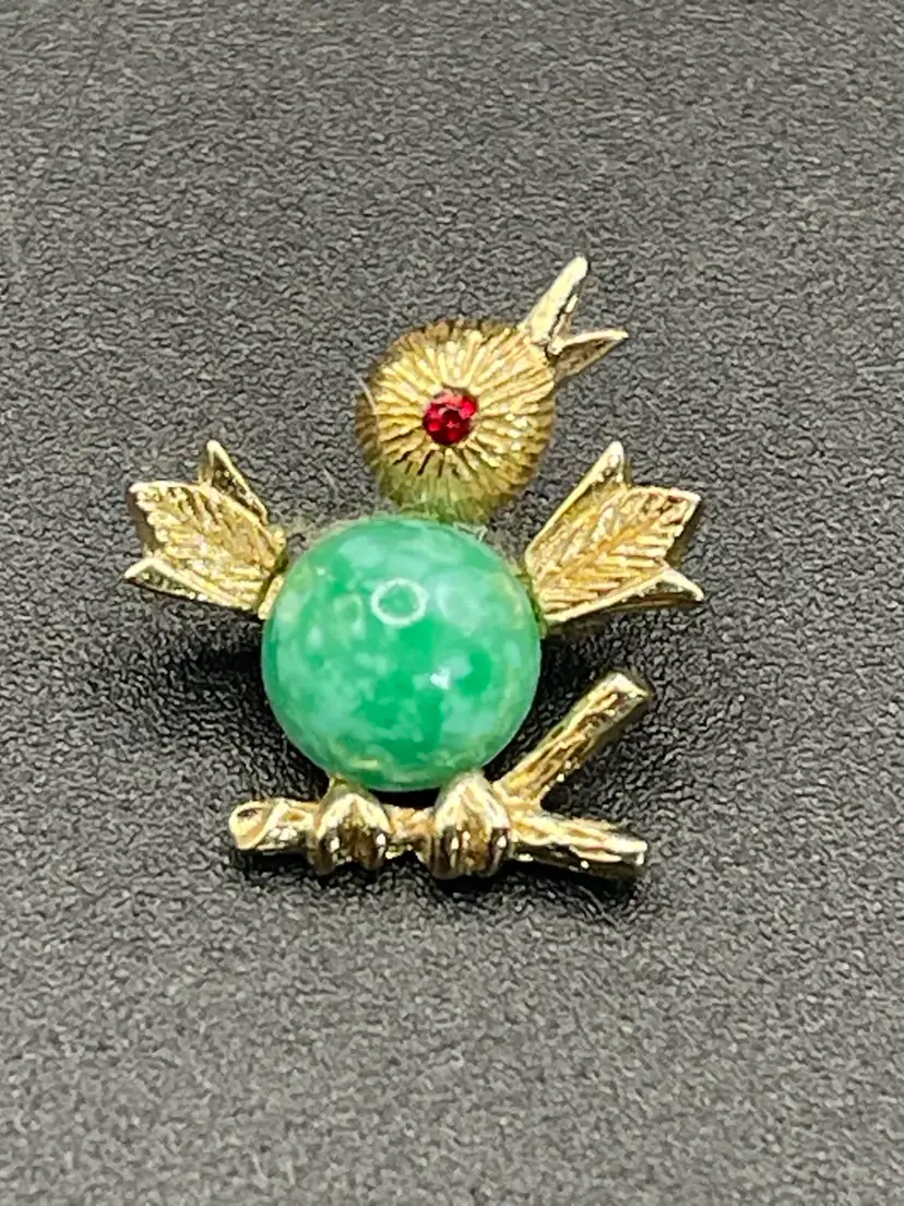 Vintage, Sarah Coventry Tic Tac Toe Bird Pin