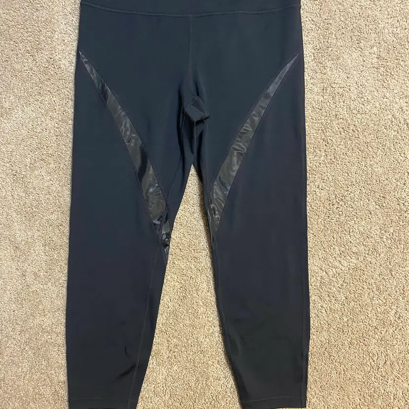 GapFit Eclipse Women's Size Large Black 7/8 Length High Rise Leggings - NWT