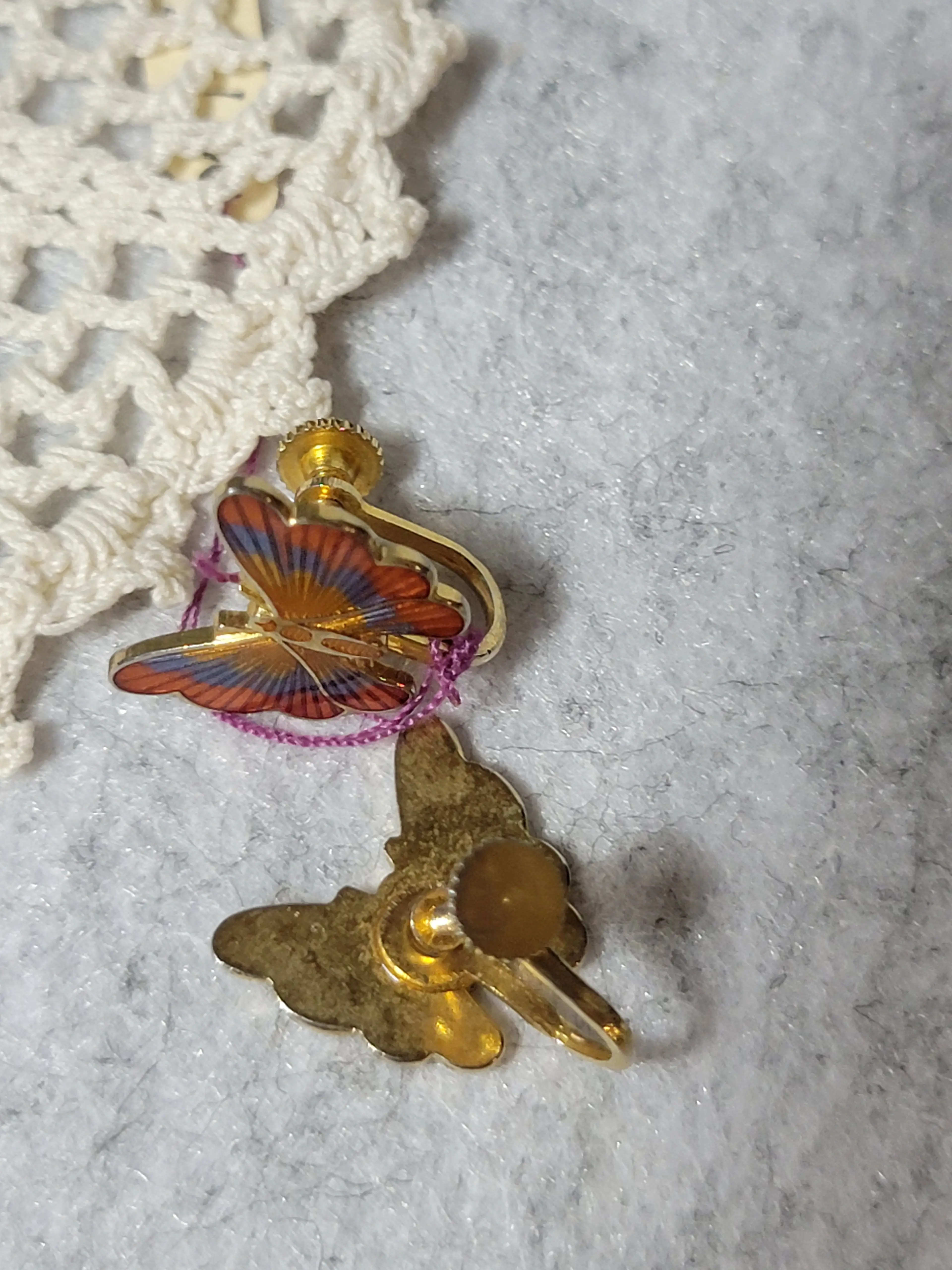 Image 2 of 2