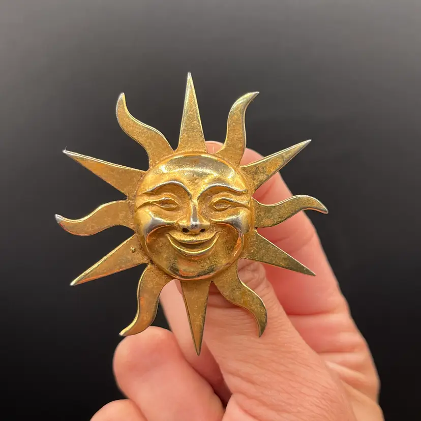 #30 Marked Alva Studio Museum Aztec Replica Gold Tone Celestial Smiling Sun Brooch 2.25” 🌞