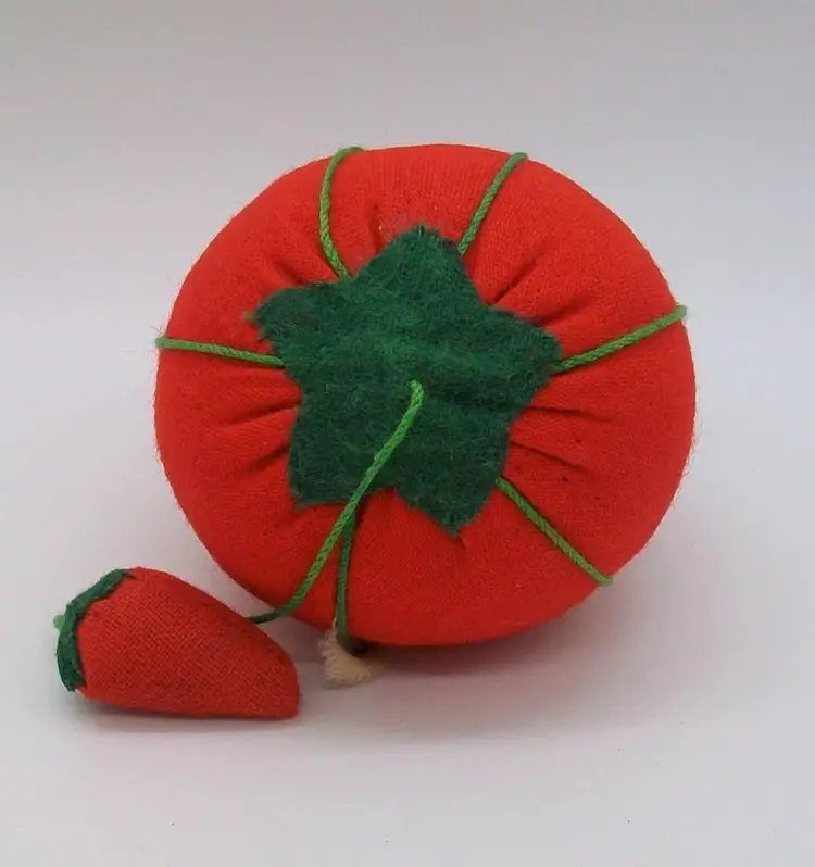 Vintage Small Tomato Pincushion Strawberry Needle Minder 2.25" Granny Core