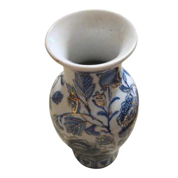 Vintage Chinese Zhonggao Zhi Zao Blue & White Gold Gilt Vase 6" X3"