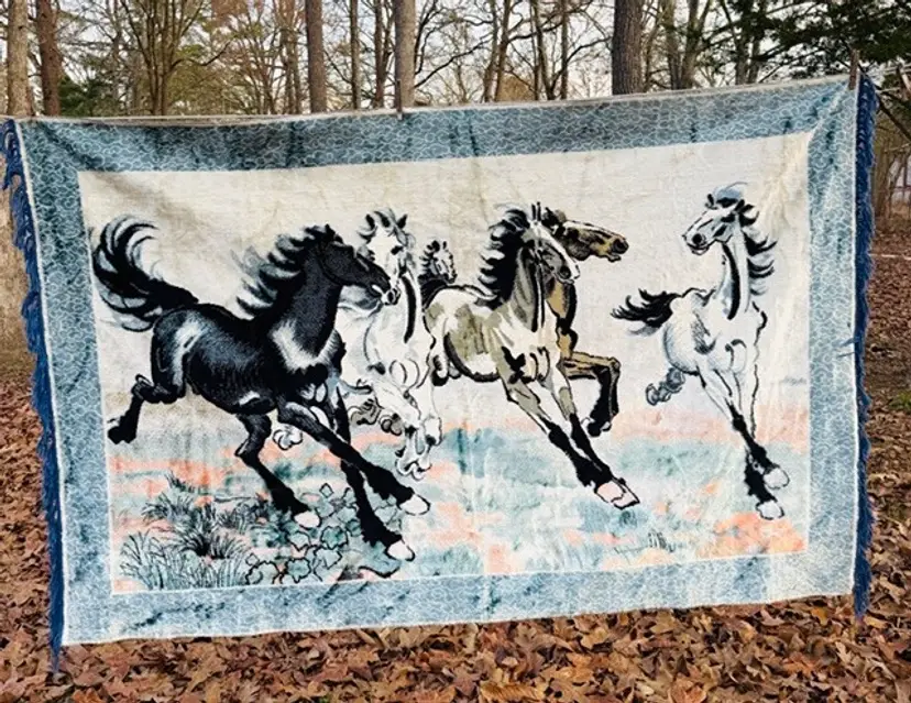 Vintage Horse Tapestry Wall Hanging Fringe Rug | Vintage Retro 60s-70s Velvet Wild Horse Wall Decor Tapestry Country Cowboy Decor
