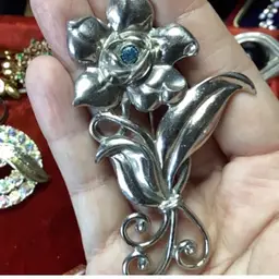 Silver tone Brooch Rose