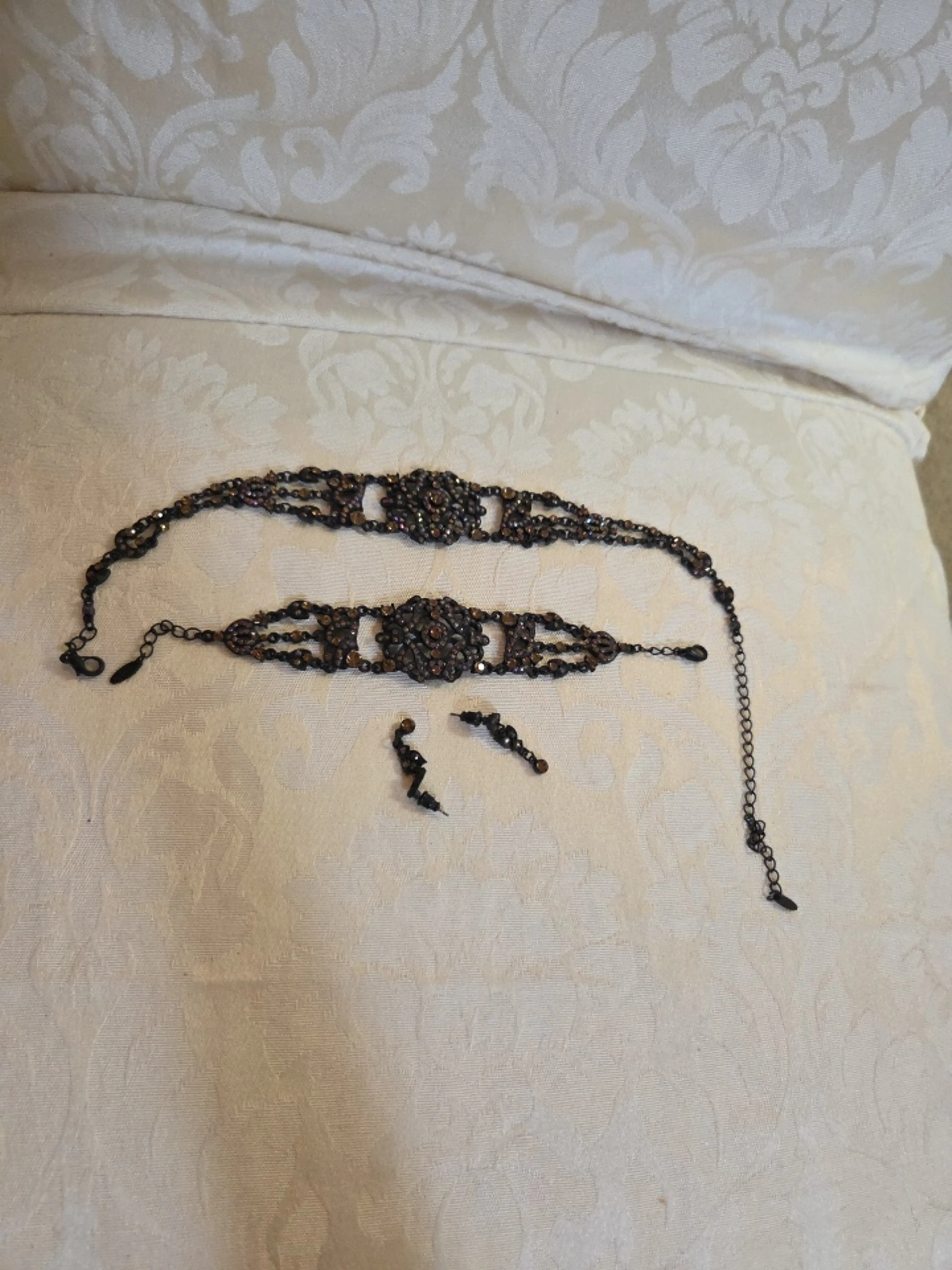 Image 2 of 2