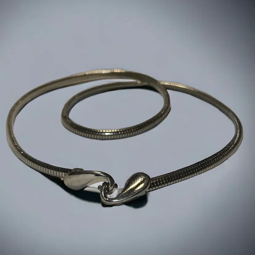 Vintage 1970’s Gold Tone Serpentine Stretch Belt Hook Closure 29”