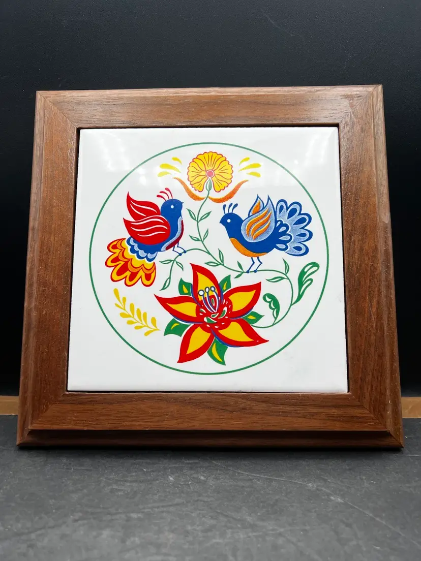 #608B Framed Ceramic Tile With Pennsylvania Dutch Song Birds Motif Colorful