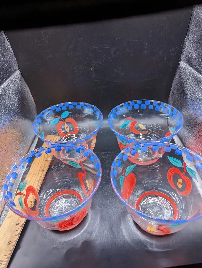 Set of 4 Hand Painted Design Berry Dessert Bowls