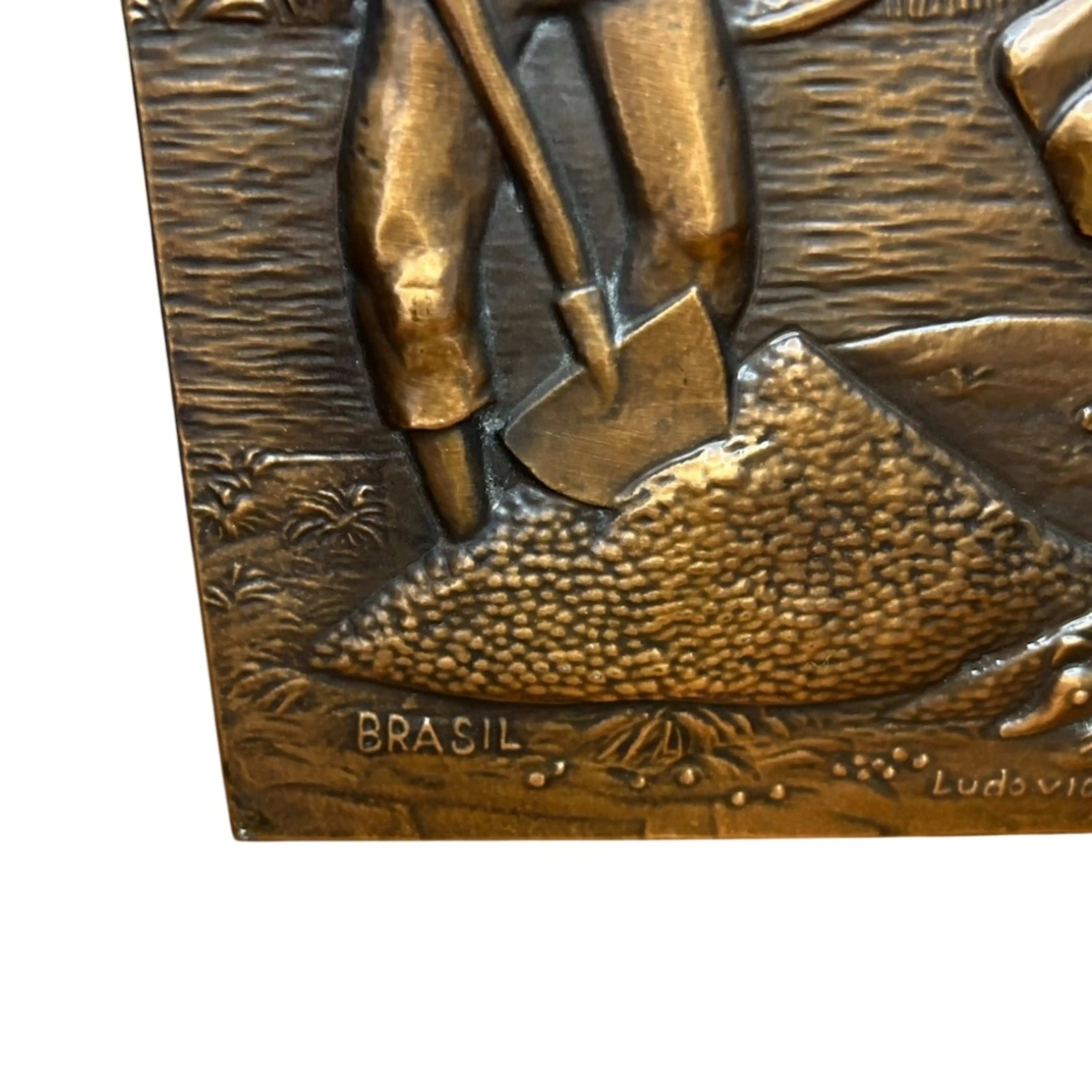 Image 2 of 7