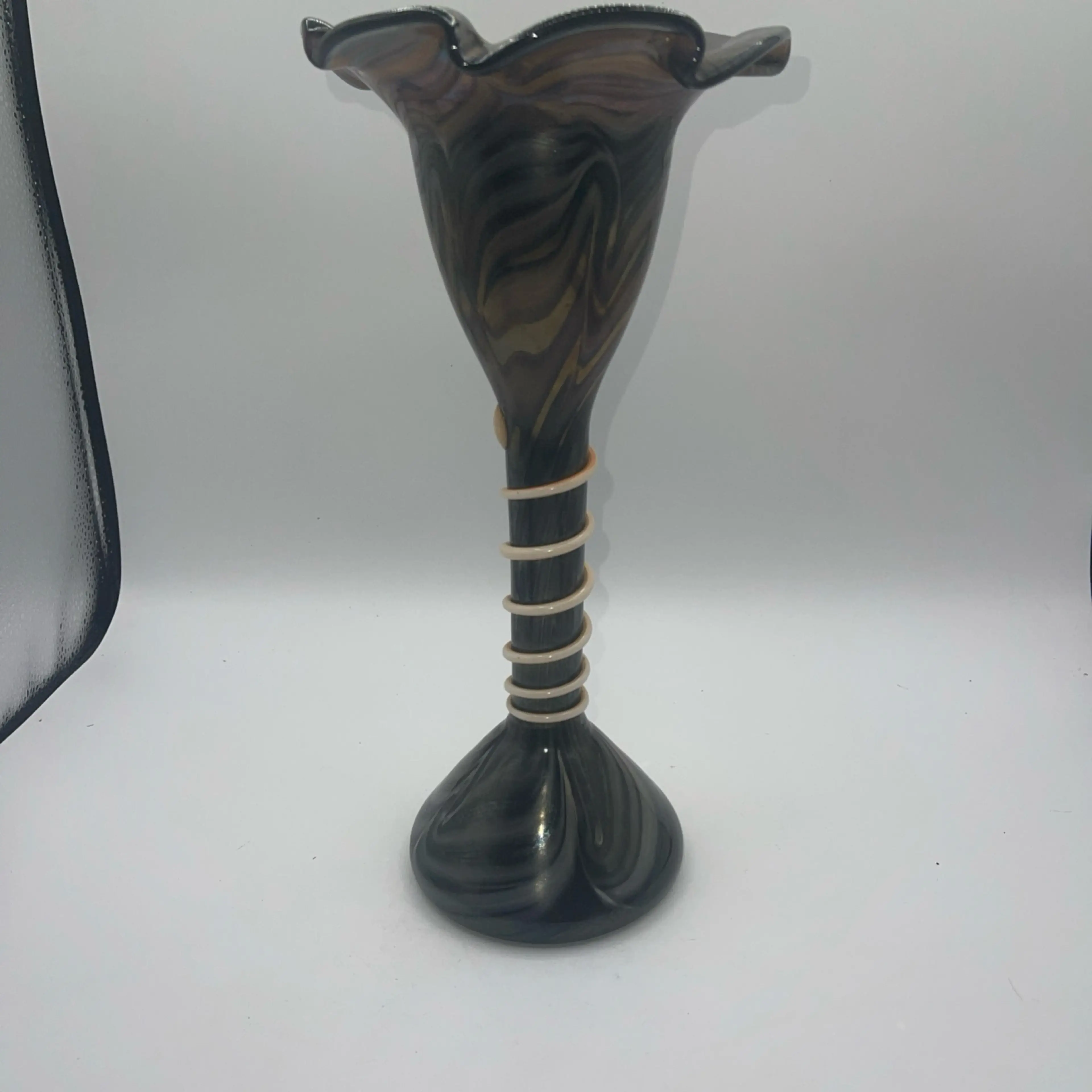 Image 3 of 12