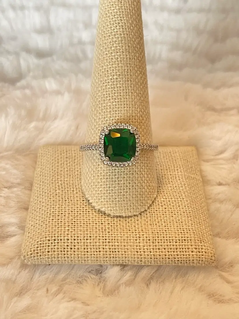 925 Sterling Silver Green CZ Halo Ring Size 10.75 Cushion Cut Emerald Green