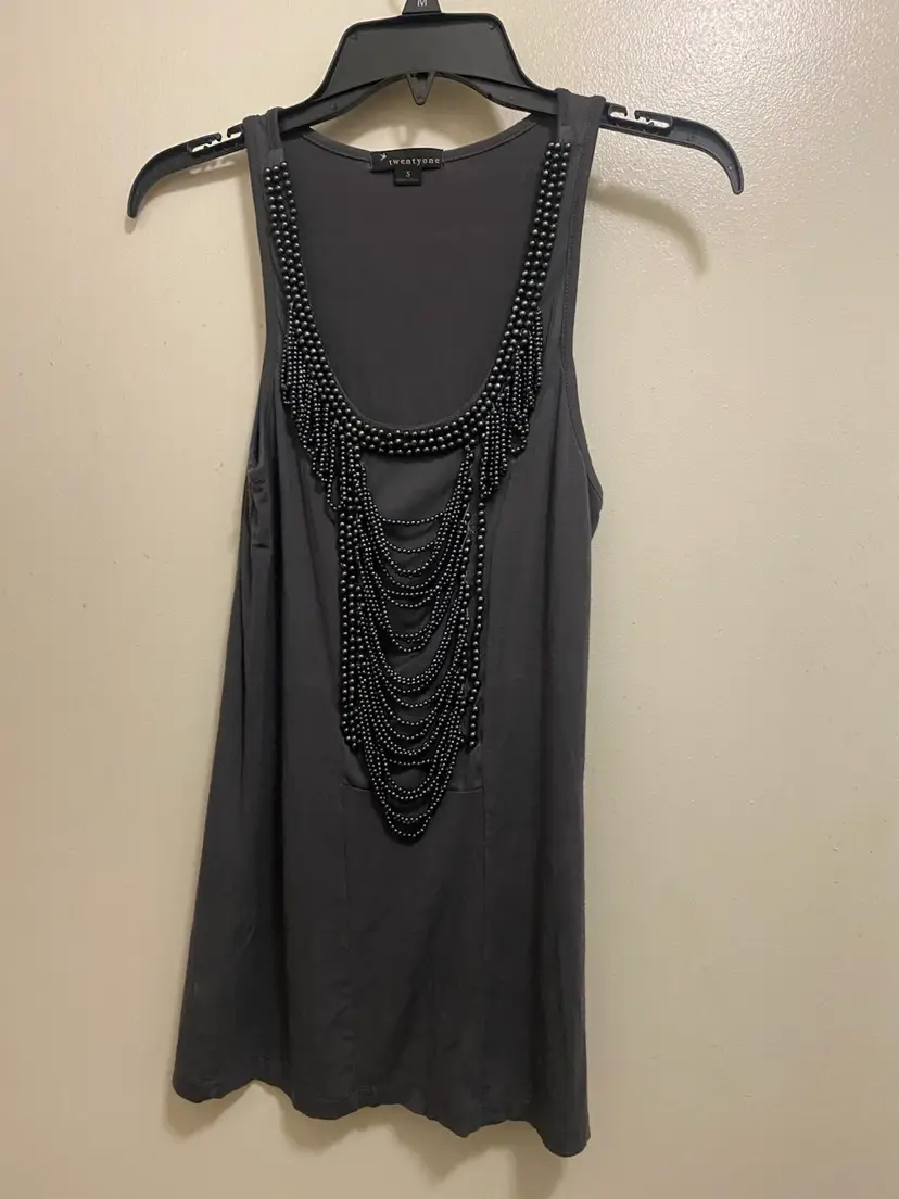 Twentyone Womens Dark Gray Metal Beaded Neck & Front Tank Top S Small Bust 36”