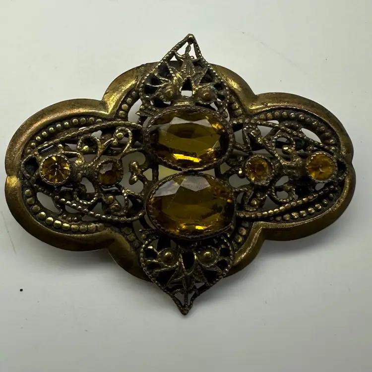 Vintage Gold Tone Filigree Amber Colored Glass Brooch ✨Glows