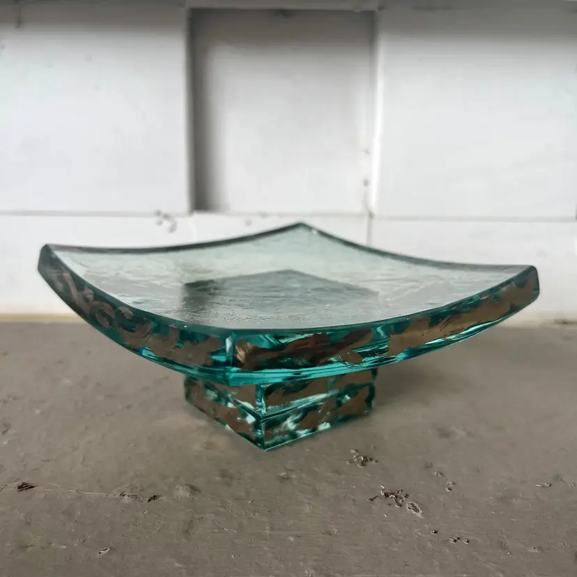 Annieglass Textured Glass Small Dish Pedestal With Platinum Brush Stroke Edge